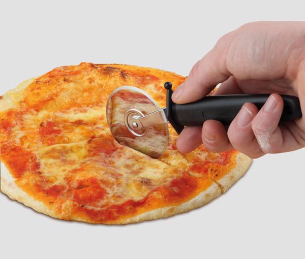 Radełko do pizzy ORANGE 18,5cm z ruchomym ostrzem